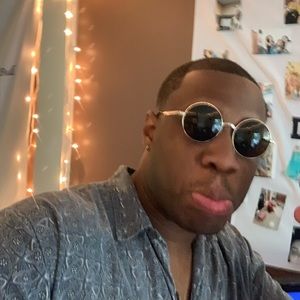 Meet your Posher, Horace